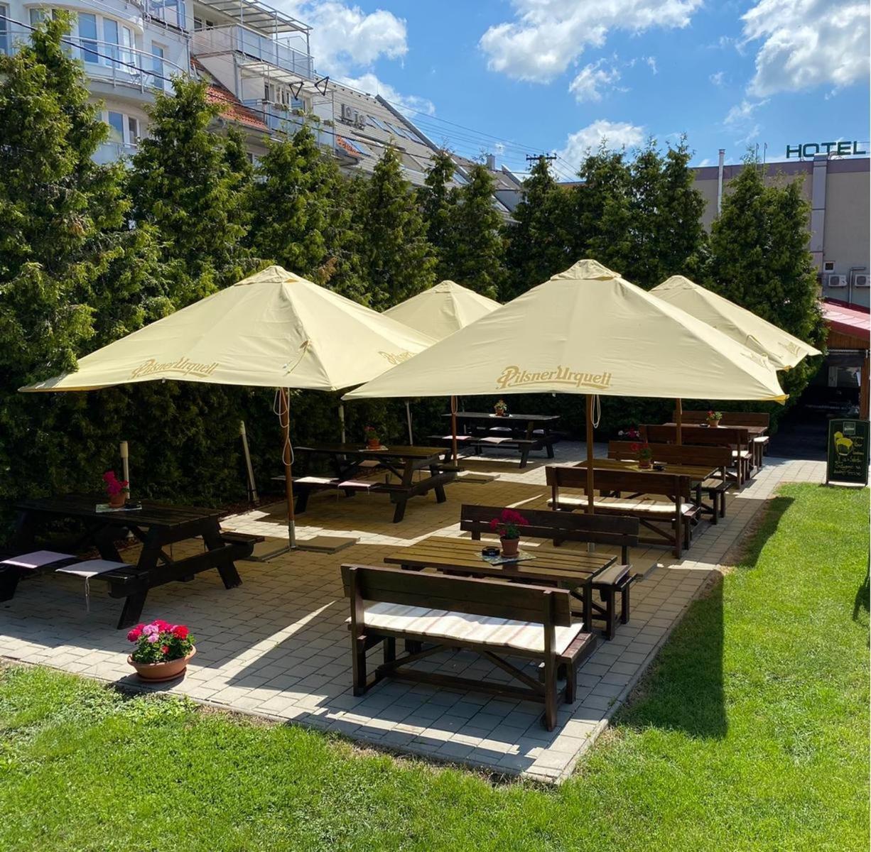 Hotel 21 Bratislava Exterior foto